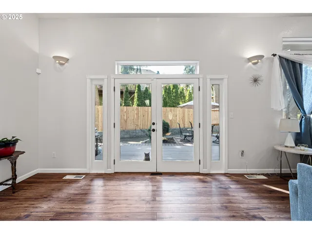 $768,000 | 6831 Holly Street, Springfield, OR 97478