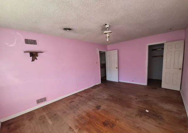 an empty room with a empty space