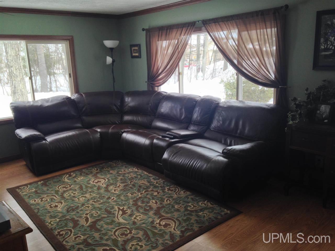 7135 P Road Gladstone, MI 49837 - Photo 5 of 21