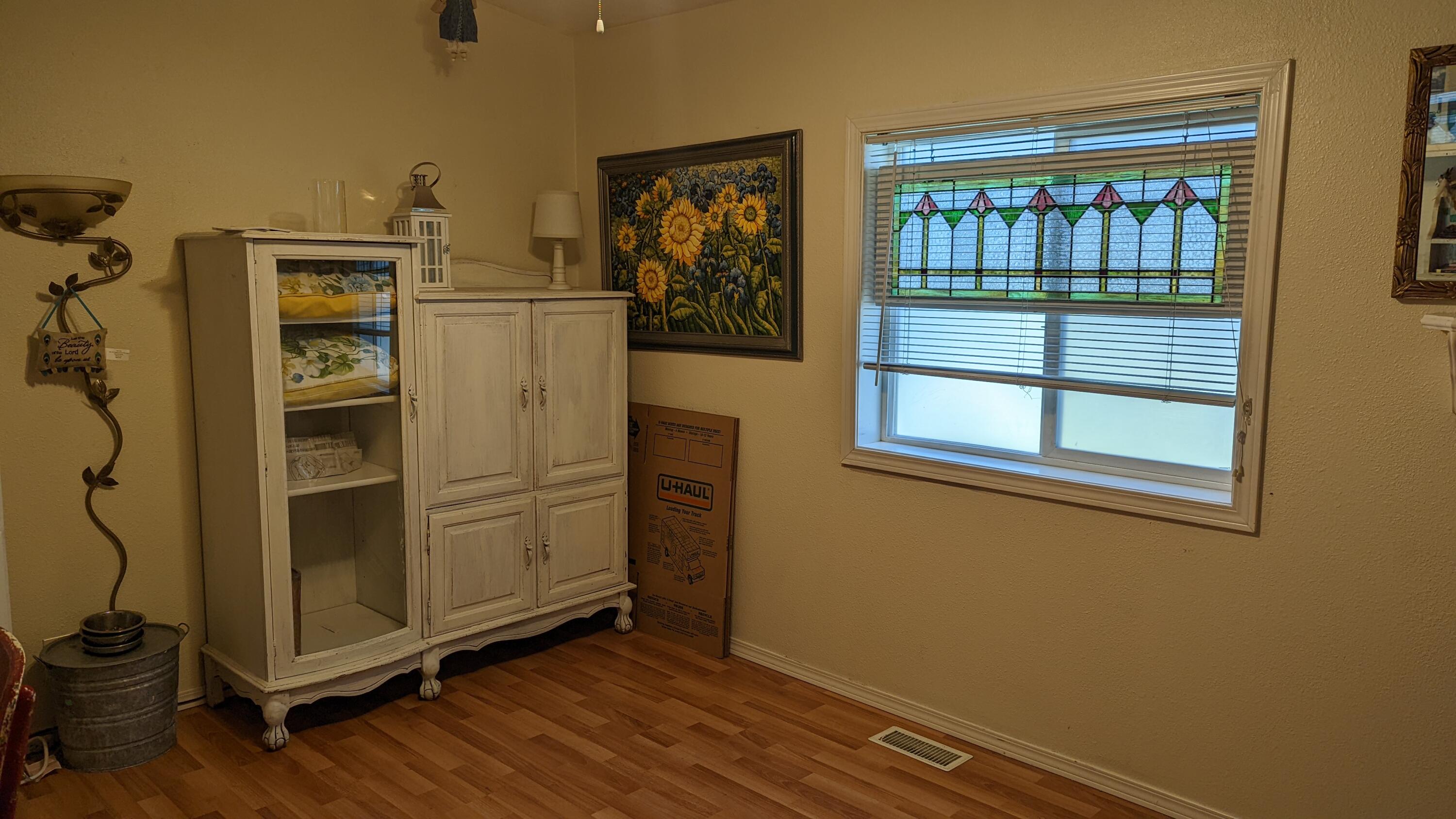 10 South Stage Road, Unit 41 Medford, OR 97501 - Photo 9 of 14 PXL_20220627_202031403