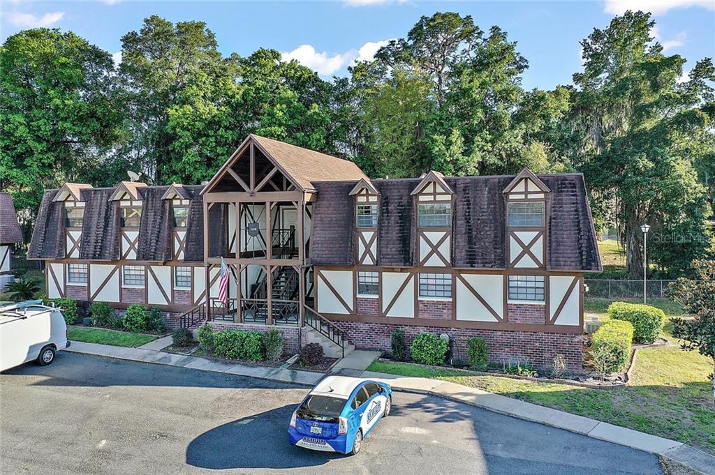 Chesterbrook Condominium's