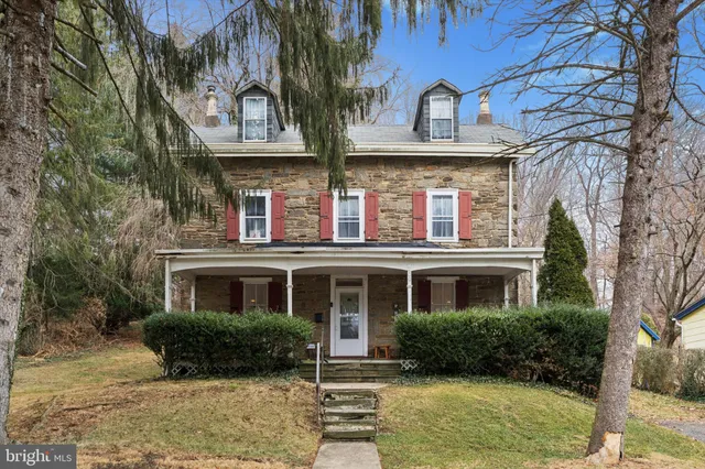 $450,000 | 209 Greenwood Avenue, Wyncote, PA 19095