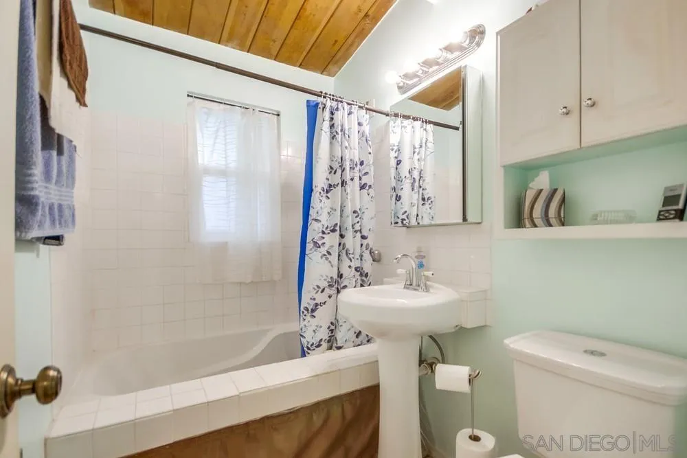 9617 Lakeview Road Lakeside, CA 92040 - Photo 23 of 61 Gallery Image 23