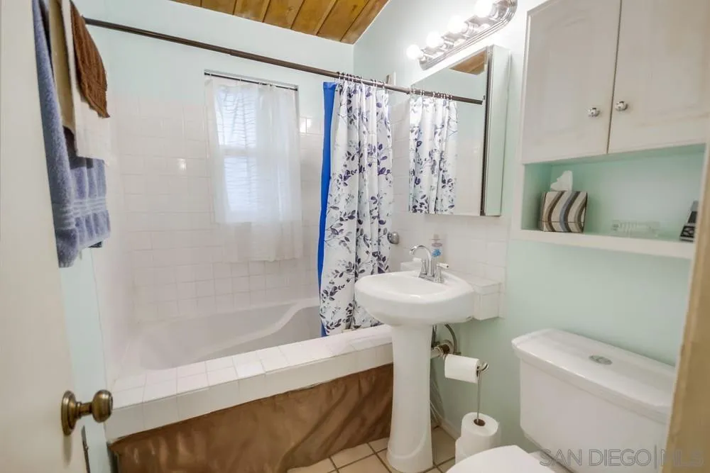 9617 Lakeview Road Lakeside, CA 92040 - Photo 24 of 61 Gallery Image 24