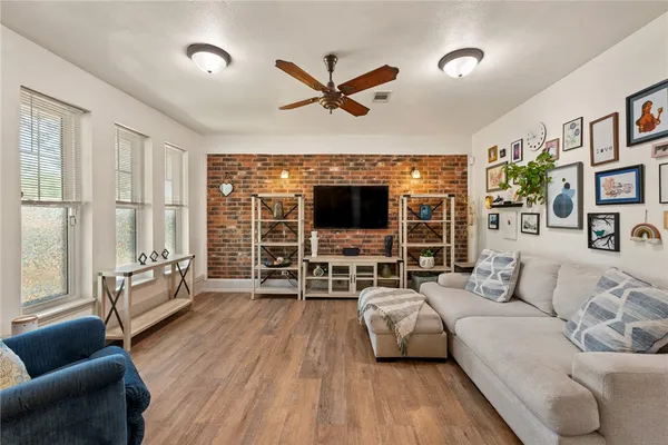 $234,900 | 2325 Wilkes Street, Bryan, TX 77803