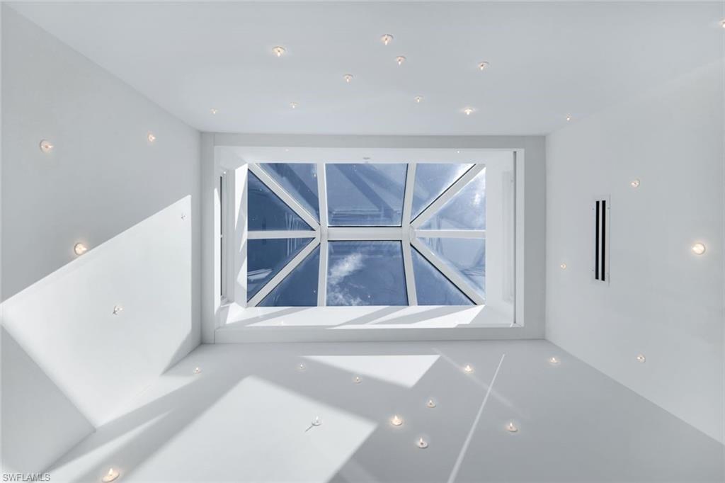 260 Channel Drive Naples, FL 34108 - Photo 21 of 48 a view of entryway