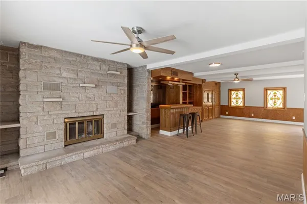 $289,900 | 3475 Stonehaven Drive, Florissant, MO 63033