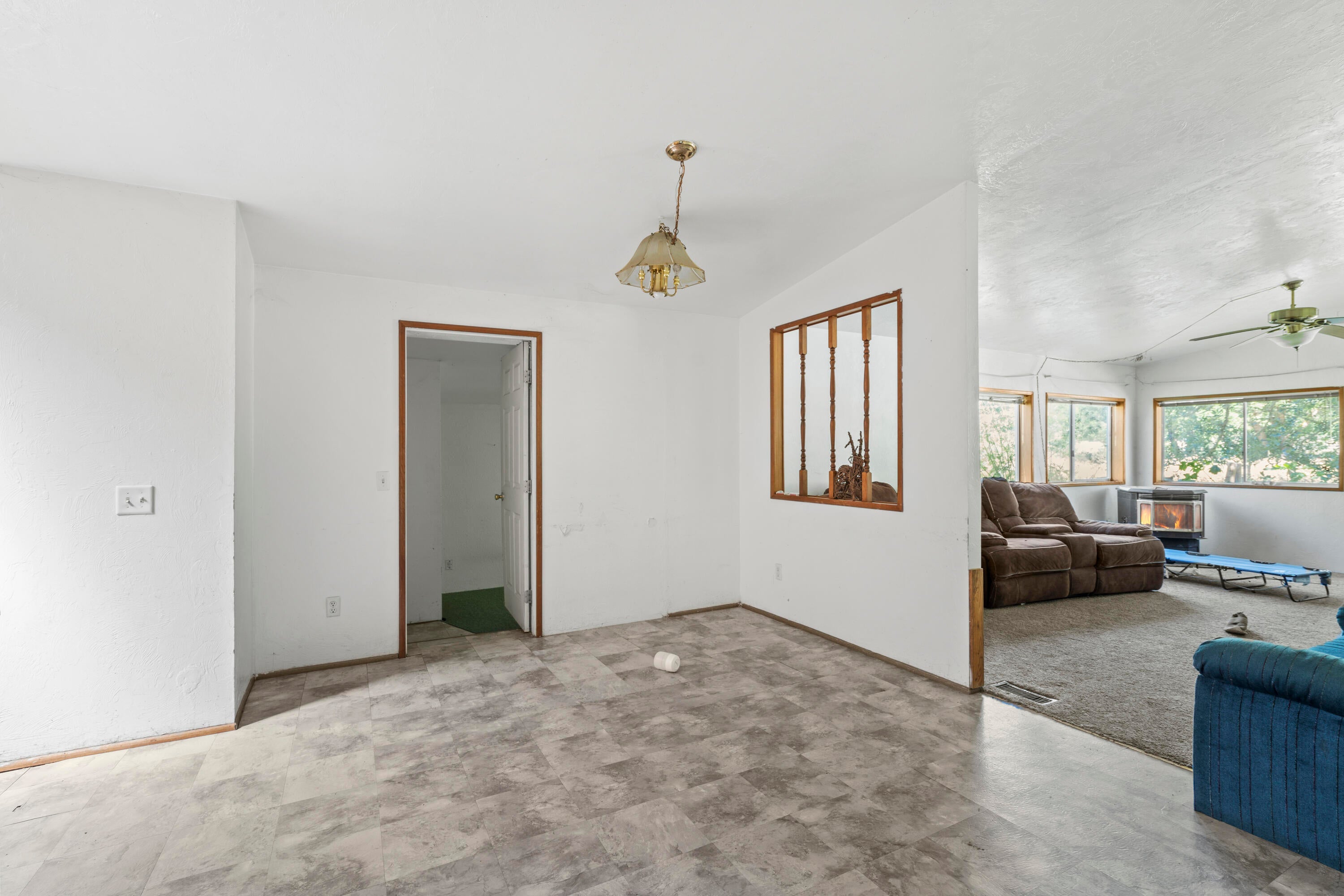 1056 Creek Road Azalea, OR 97410 - Photo 10 of 40 1056 Creek Road - 03