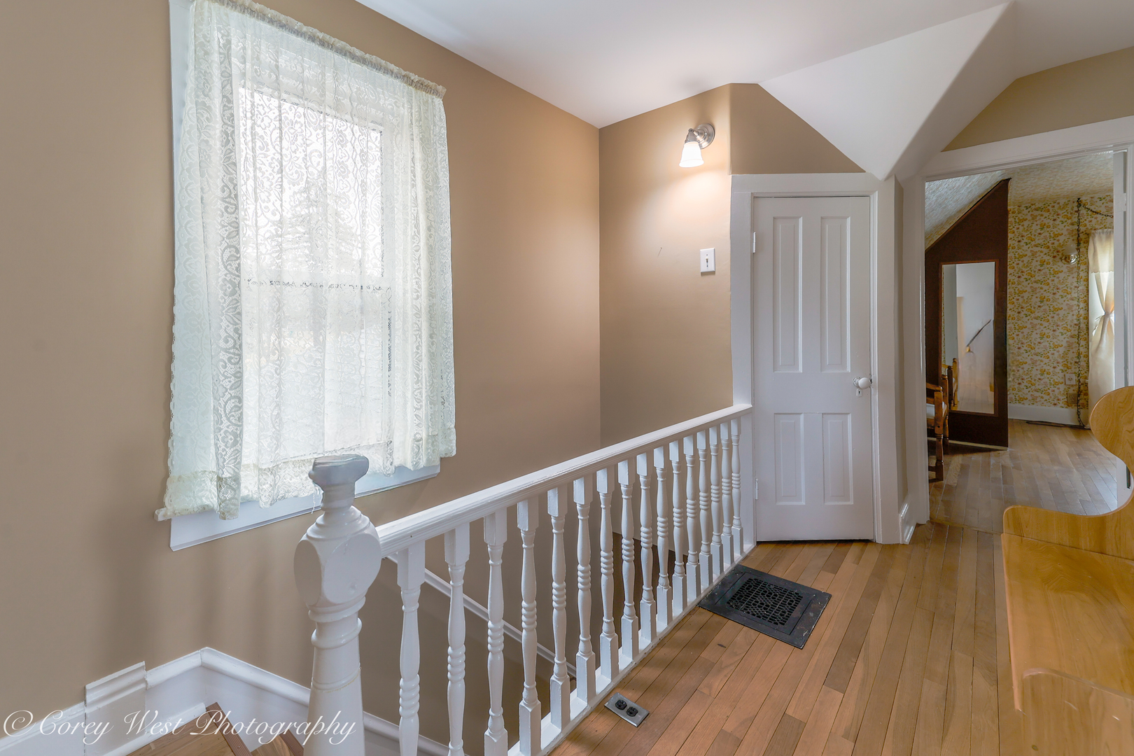 533 West State Street Sycamore, IL 60178 - Photo 13 of 27