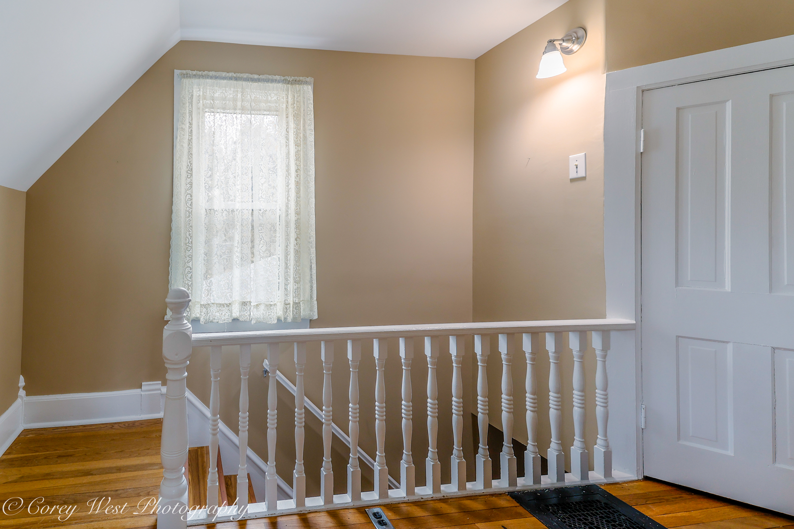 533 West State Street Sycamore, IL 60178 - Photo 14 of 27