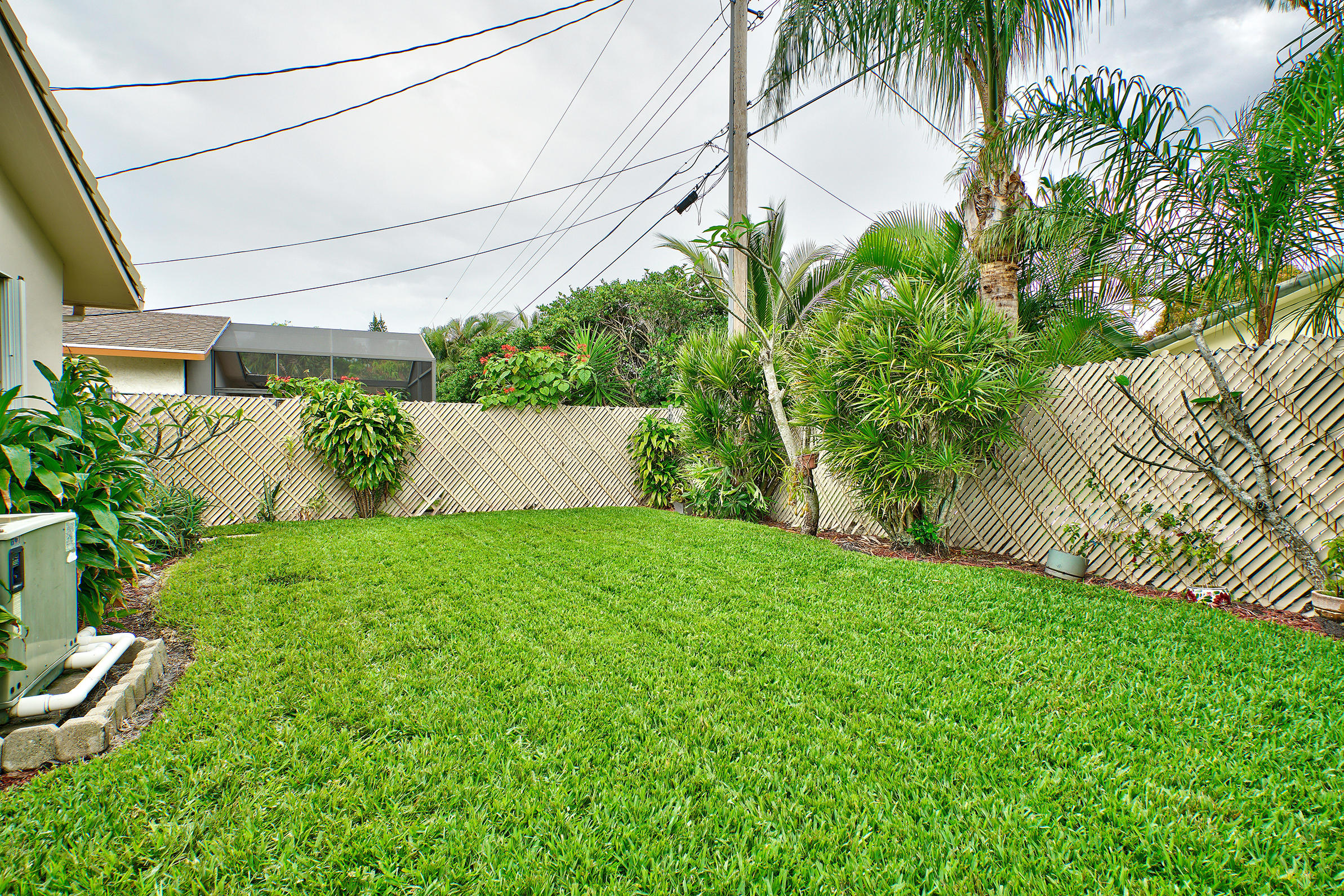 861 Northwest 6th Drive Boca Raton, FL 33486 - Photo 19 of 29 Fenced Backyard