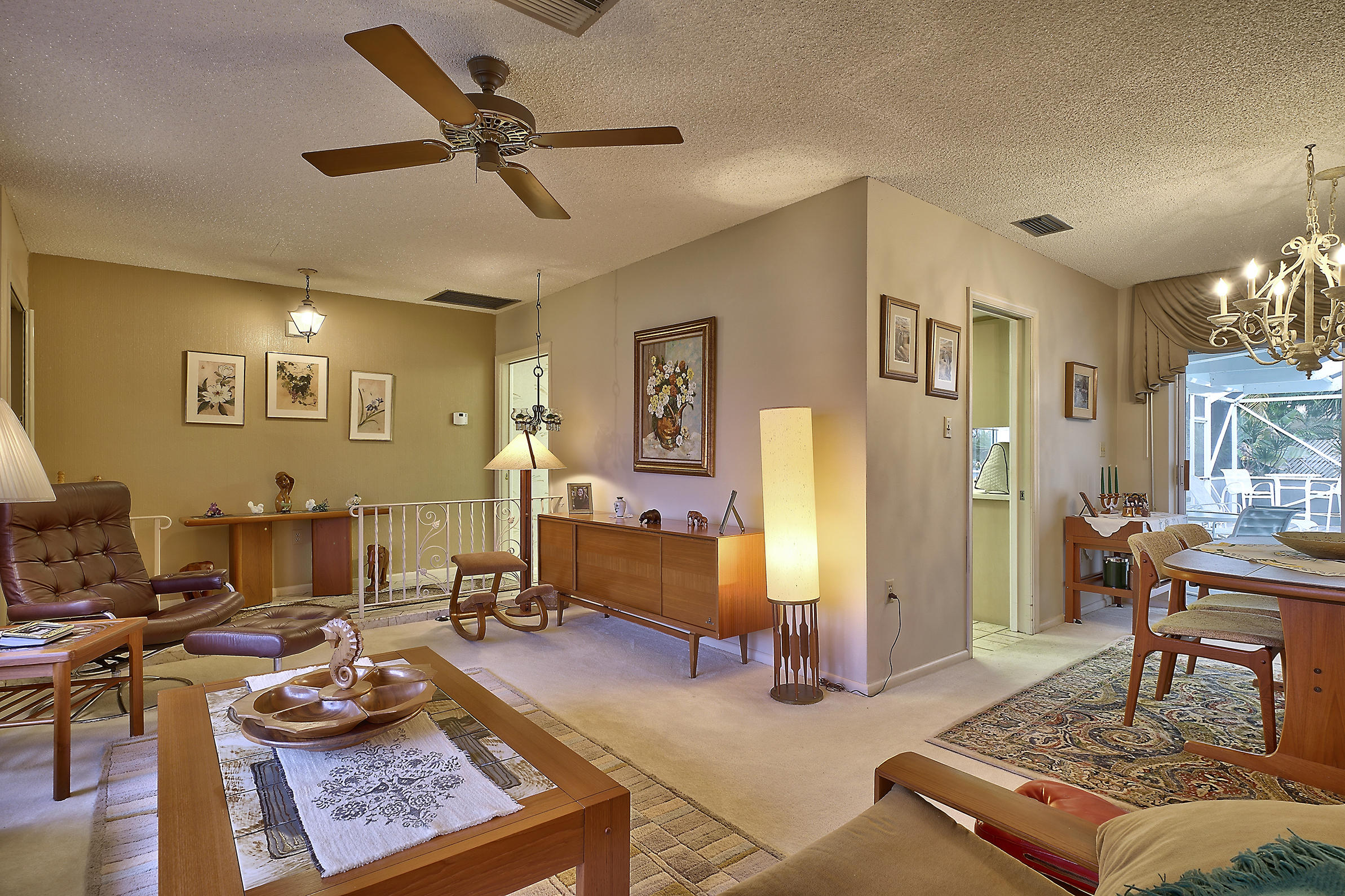 Living Room/Dining Room