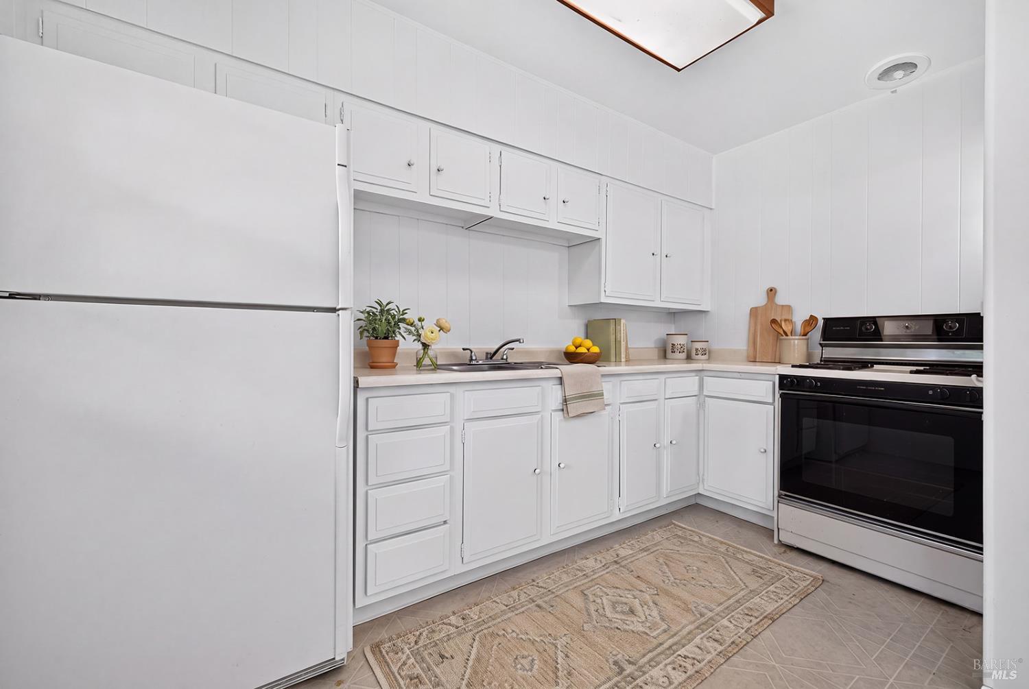 7260 Hayden Avenue Sebastopol, CA 95472 - Photo 21 of 35