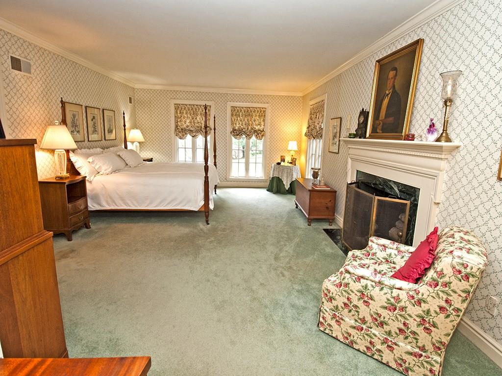 115 Evergreen Road Fox Chapel, PA 15238 - Photo 15 of 25 Gallery Image 15
