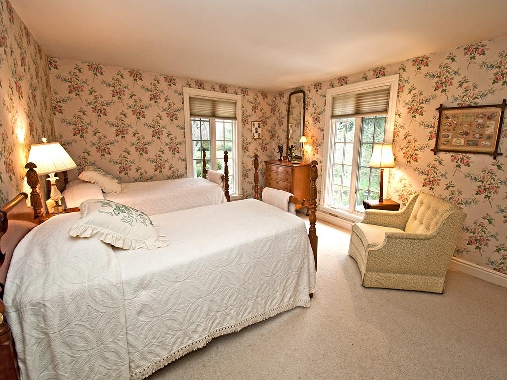 115 Evergreen Road Fox Chapel, PA 15238 - Photo 18 of 25 Gallery Image 18