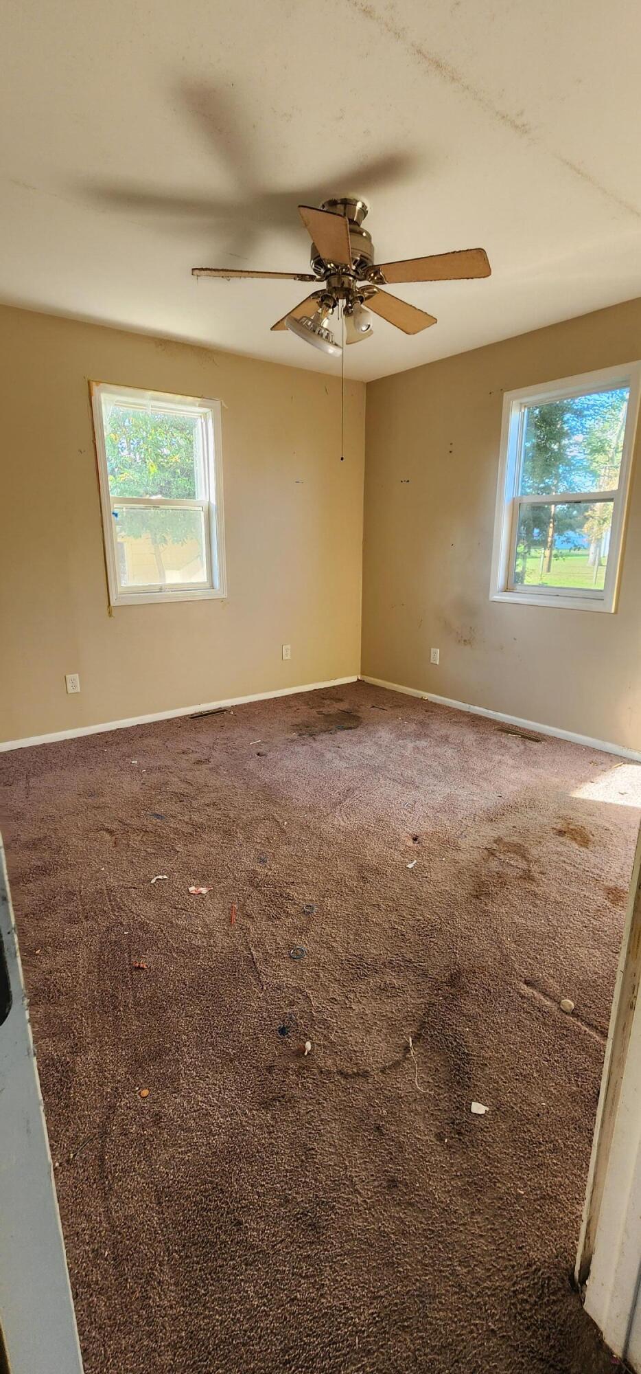630 East Elm Street Rensselaer, IN 47978 - Photo 11 of 14 en view of an empty room