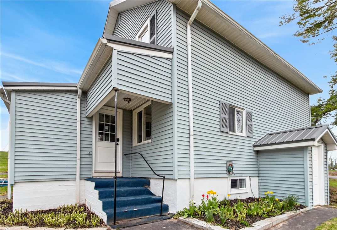 9025 Lock Berlin Road Galen, NY 14489 - Photo 5 of 39