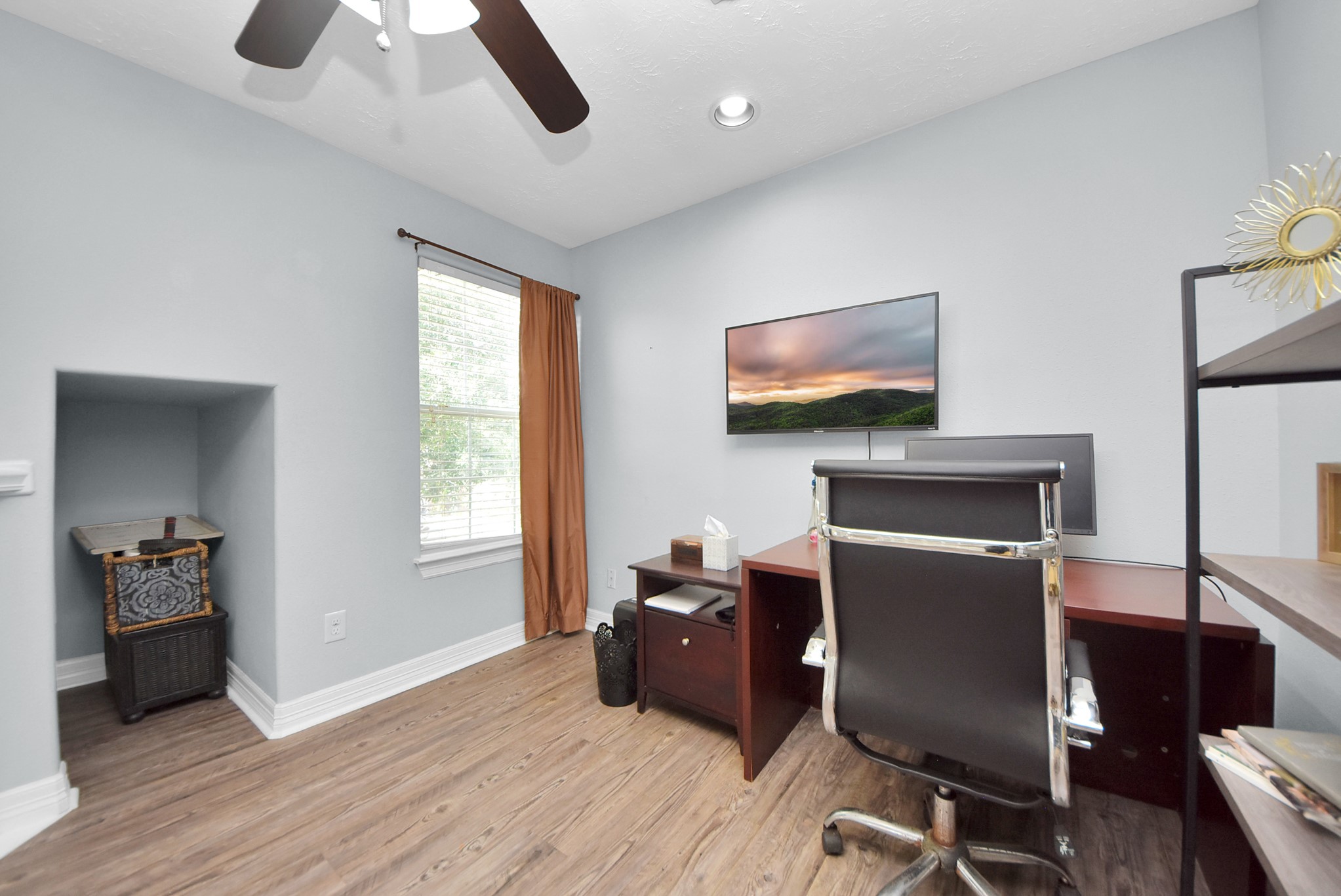 201 South Native Lane Houston, TX 77022 - Photo 22 of 34