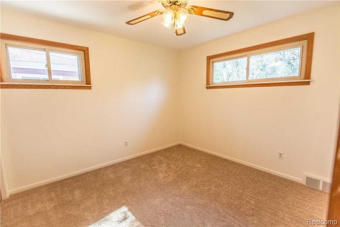 464 Henry Ruff Road Garden City, MI 48135 - Photo 9 of 26 15XE1A2690-HDR-Full.jpg
