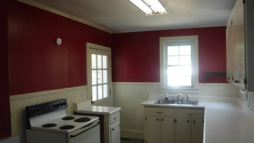 1515 Washington Road Thomson, GA 30824 - Photo 5 of 12