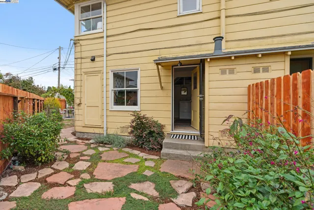 $665,000 | 219 Cypress Street, Unit K, Alameda, CA 94501