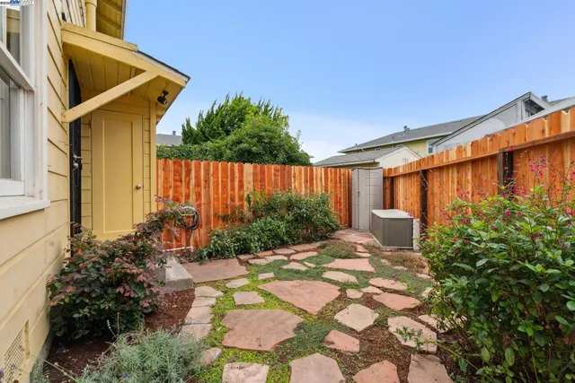 $665,000 | 219 Cypress Street, Unit K, Alameda, CA 94501