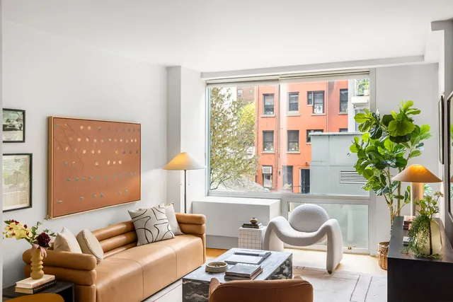 $1,190,000 | 425 East 13th Street, Unit 2B | East Village