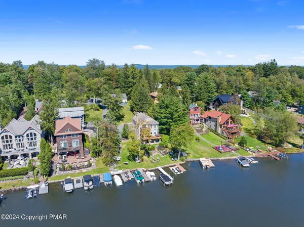 $2,675,000 | 395 North Lake Drive, Lake Harmony, PA 18624