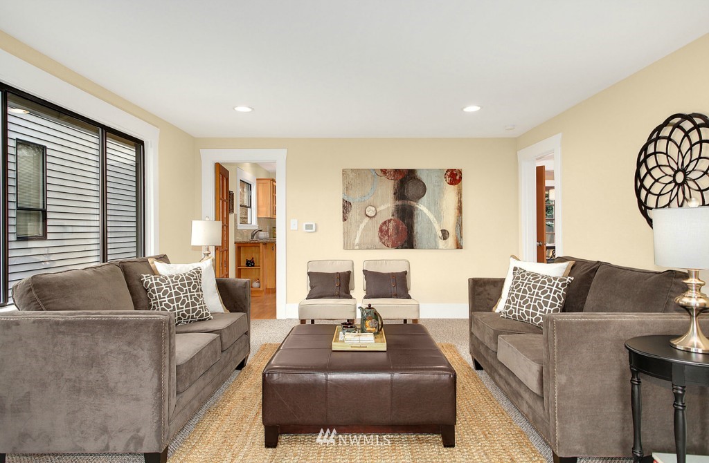 2114 North 87th Street Seattle, WA 98103 - Photo 6 of 13 Gallery Image 6