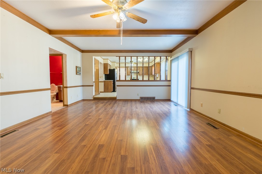 6606 Springdale Road Cleveland, OH 44130 - Photo 17 of 34