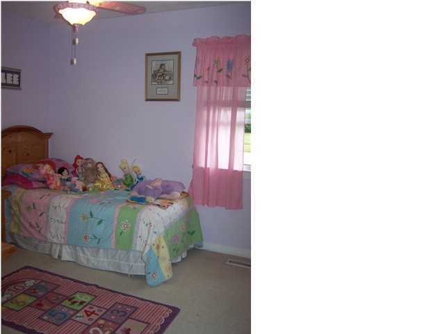 1827 Millgate Road Louisville, KY 40223 - Photo 9 of 13 Additional Photo