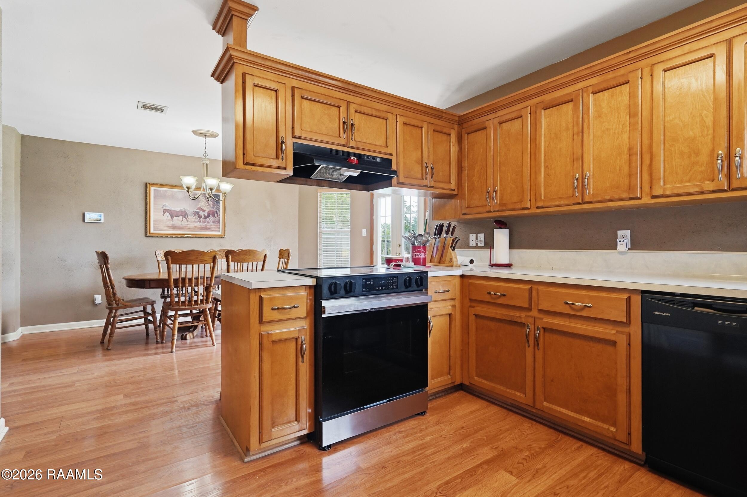 126 Rye Circle Scott, LA 70583 - Photo 9 of 20 Kitchen 2