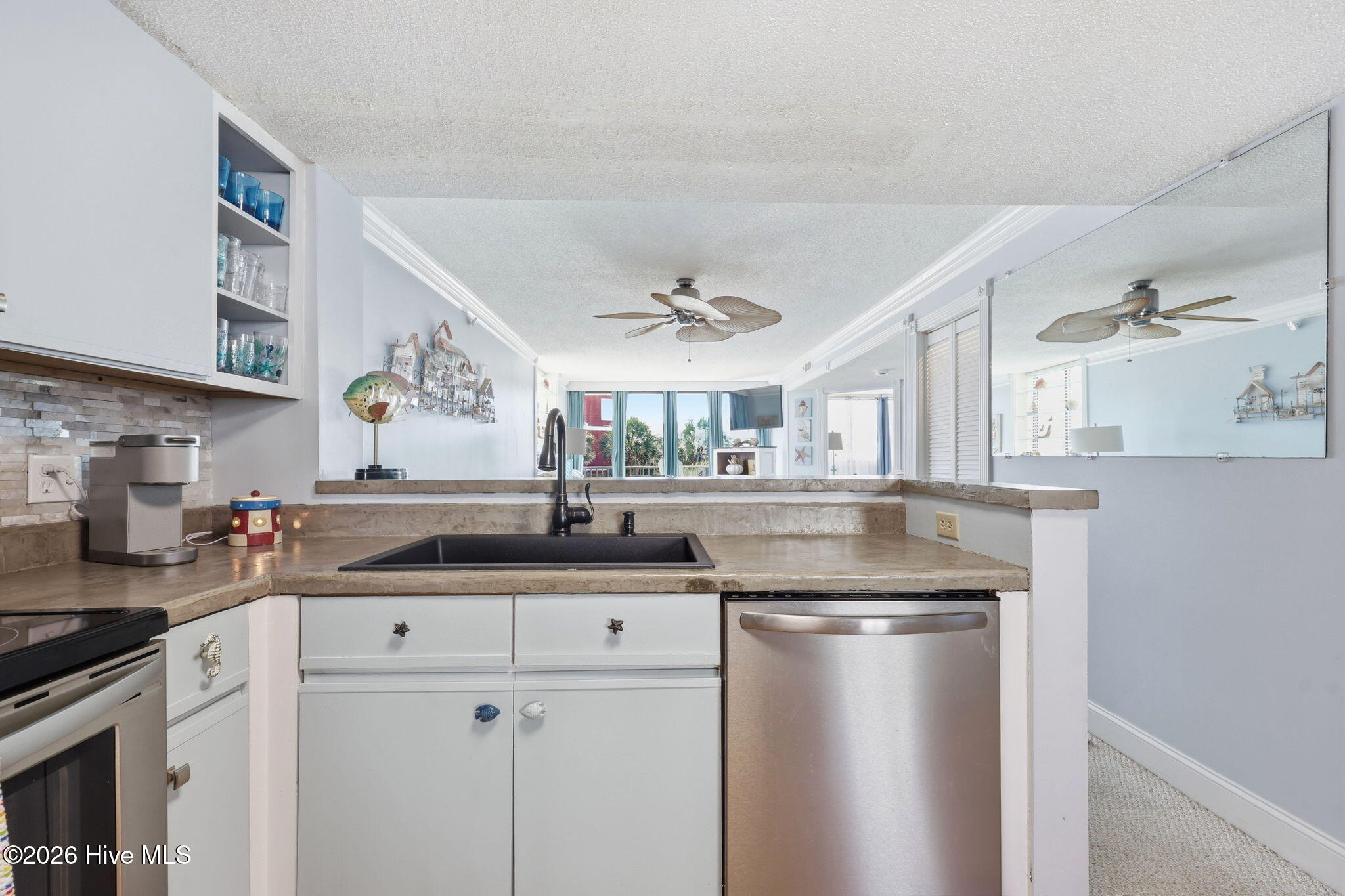 1400 East Fort Macon Road, Unit 112 Atlantic Beach, NC 28512 - Photo 5 of 42 29-web-or-mls-1400 E Fort Macon 112 - 04