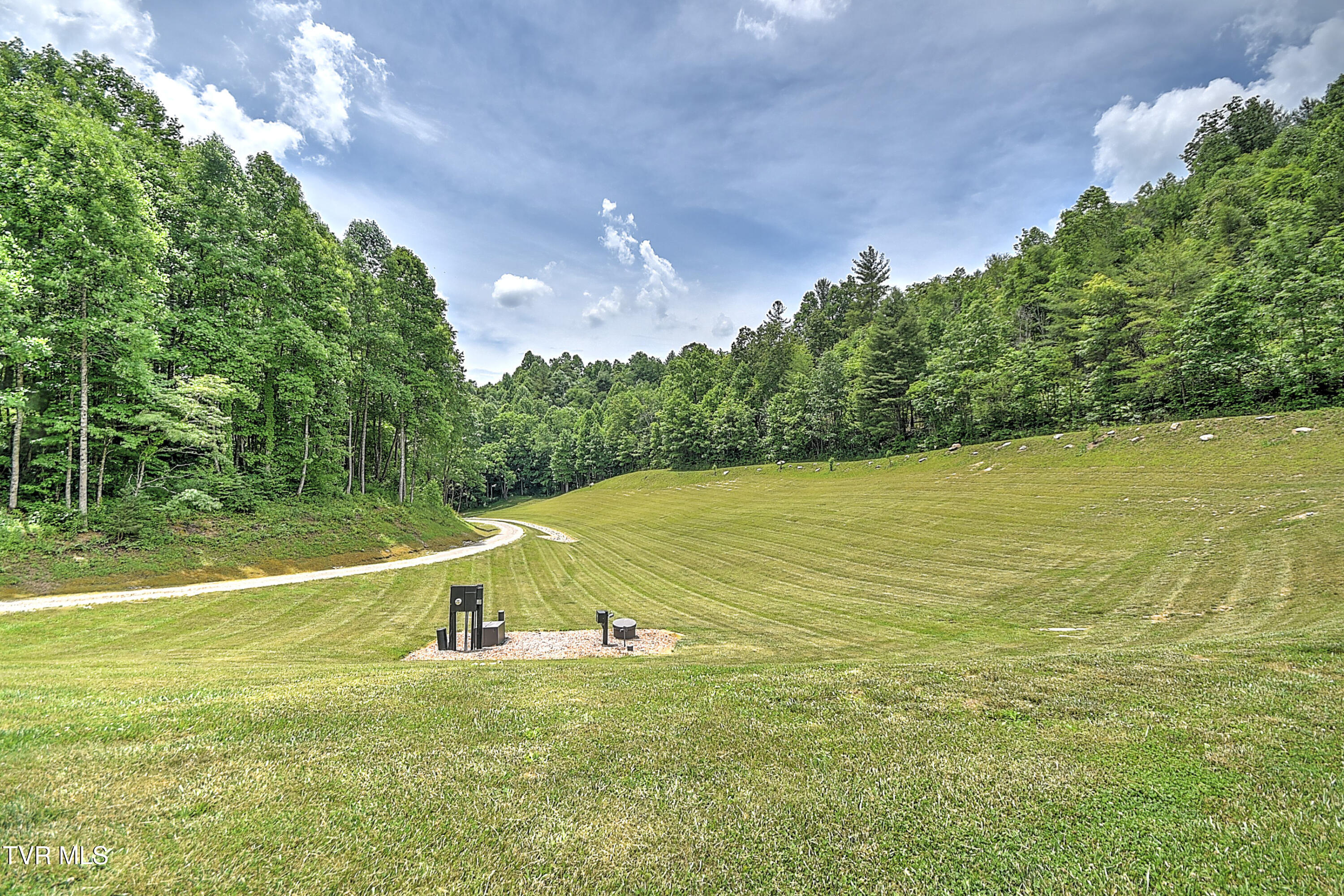 4125 Pine Orchard Road Butler, TN 37640 - Photo 65 of 86 4125 Pine Orchard LC-70