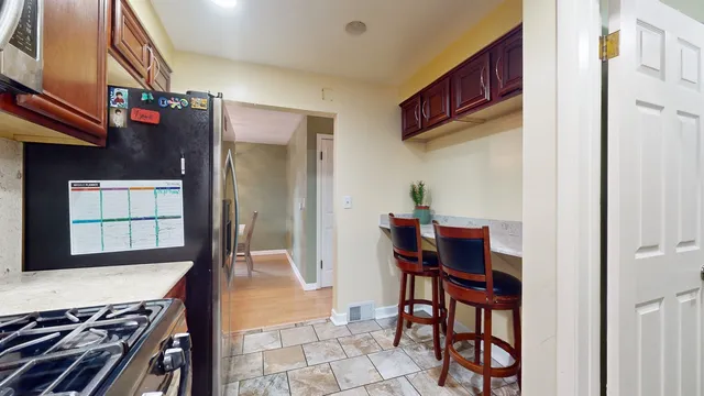 $289,000 | 3703 South 58th Court, Cicero, IL 60804