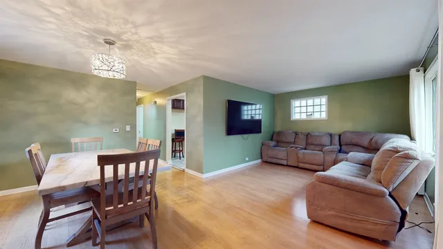 $289,000 | 3703 South 58th Court, Cicero, IL 60804