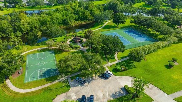 $925,000 | 13313 Golf Crest Circle, Tampa, FL 33618