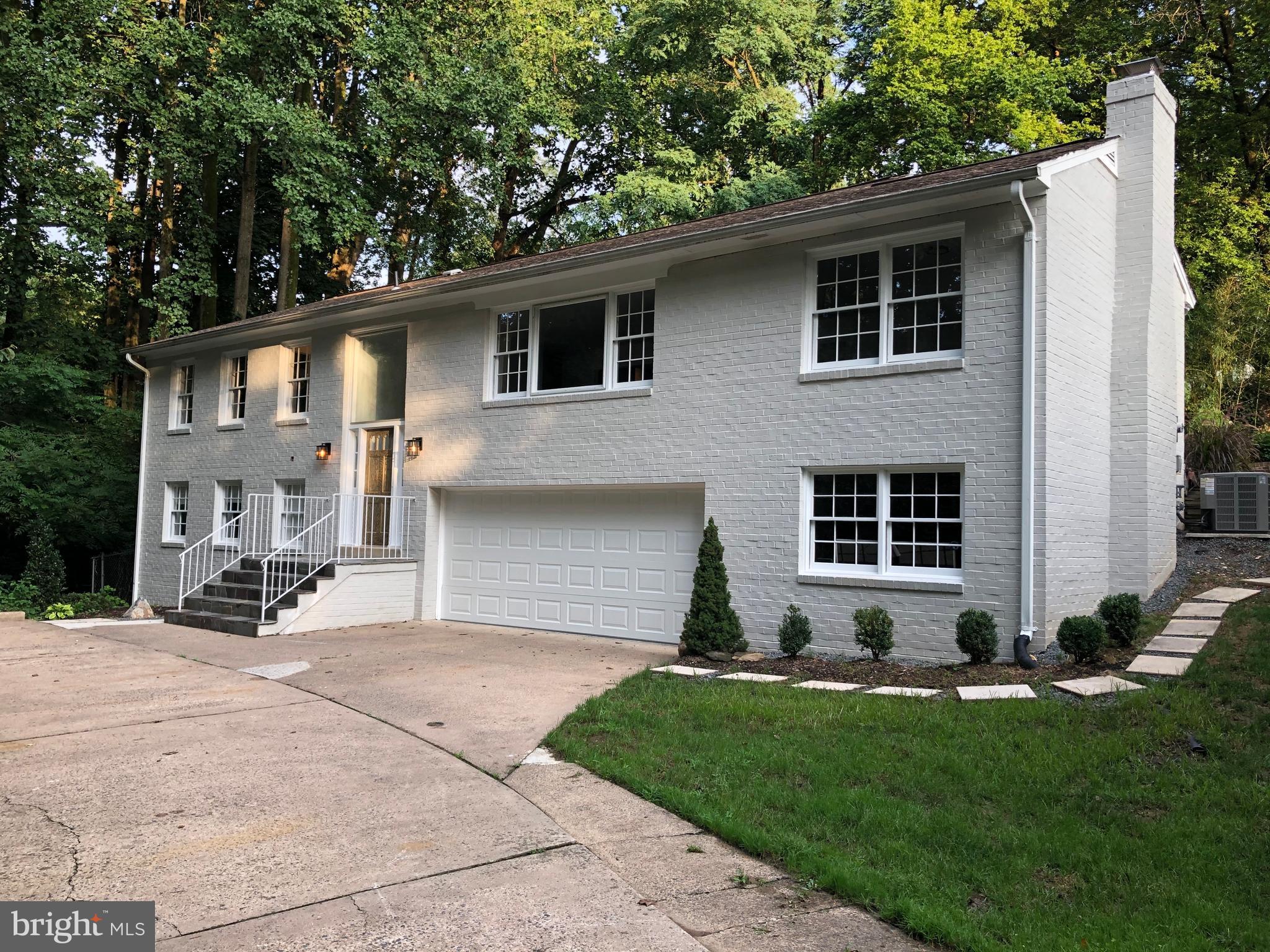 4585 25th Road North Arlington, VA 22207 - Photo 3 of 40