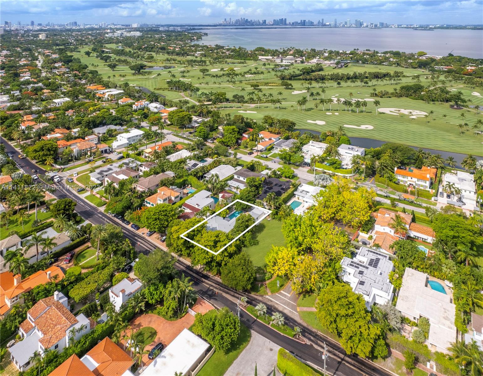 5956 Pine Tree Drive Miami Beach, FL 33140 - Photo 17 of 55 a view of a city