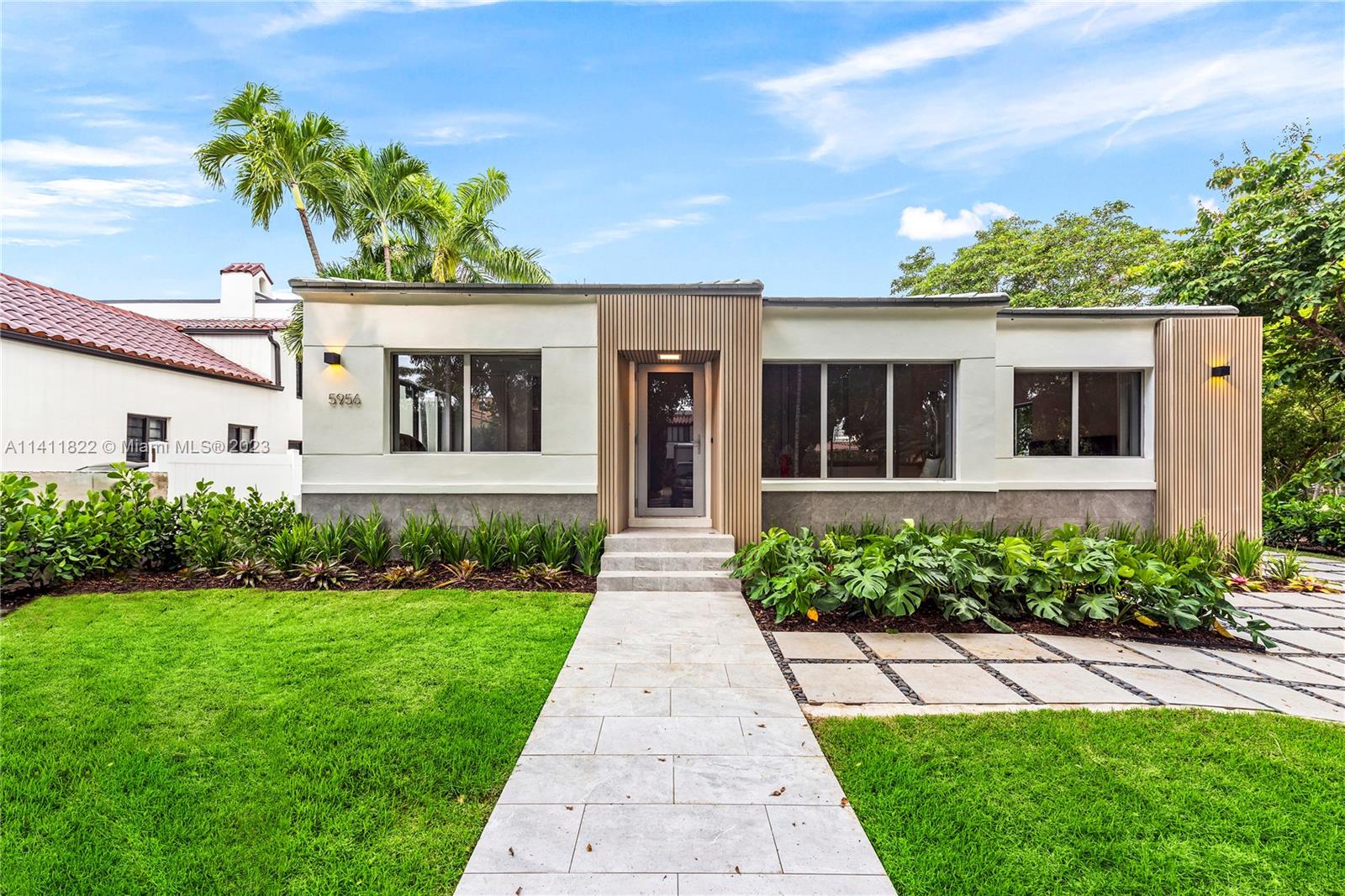 5956 Pine Tree Drive Miami Beach, FL 33140 - Photo 21 of 55