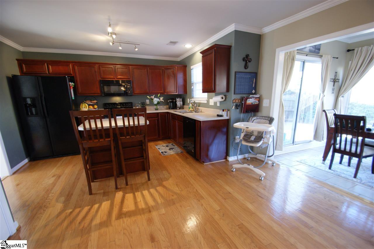 232 Highgate Circle Greer, SC 29650 - Photo 3 of 21 Gallery Image 3