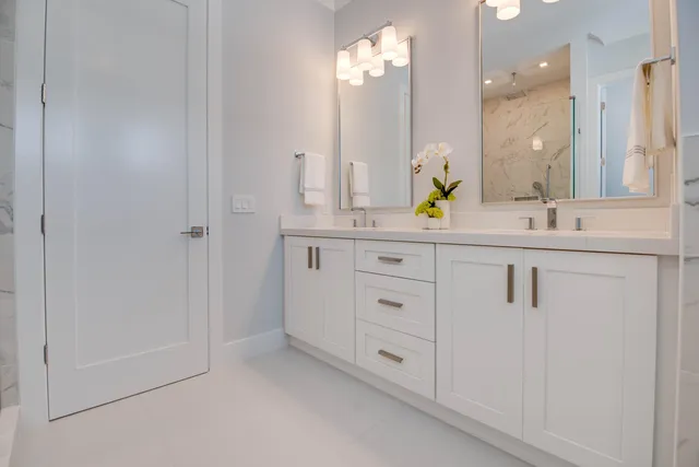 $3,500,000 | 59720 Overseas Highway, Unit 8, Marathon, FL 33050