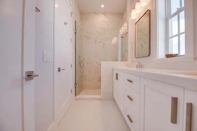 $3,500,000 | 59720 Overseas Highway, Unit 8, Marathon, FL 33050