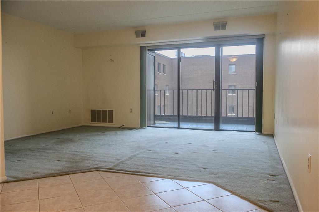 5600 Munhall Road, Unit 901 Pittsburgh, PA 15217 - Photo 12 of 38 Gallery Image 12