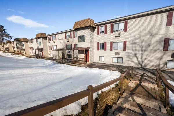 $269,000 | 59 Treetop Circle, Unit 34, Laconia, NH 03246