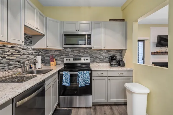 $269,000 | 59 Treetop Circle, Unit 34, Laconia, NH 03246