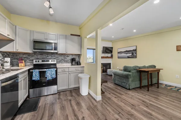 $269,000 | 59 Treetop Circle, Unit 34, Laconia, NH 03246