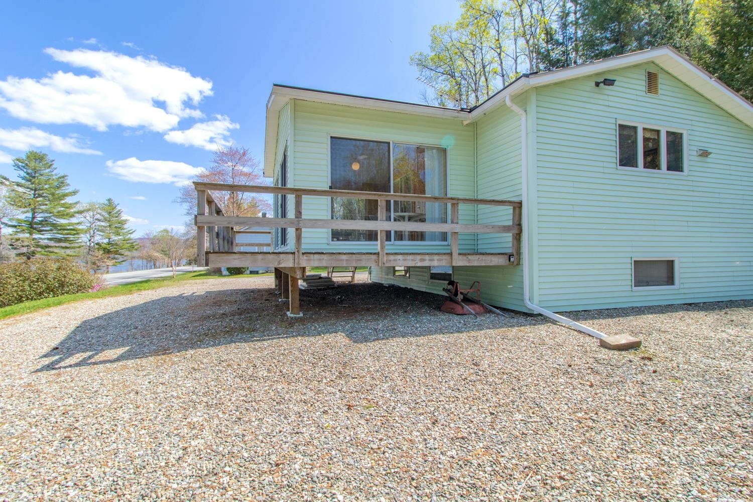 896 South Barton Road Barton, VT 05822 - Photo 3 of 40
