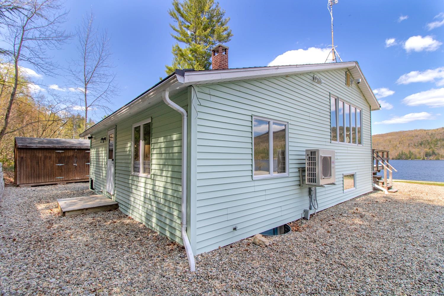 896 South Barton Road Barton, VT 05822 - Photo 8 of 40