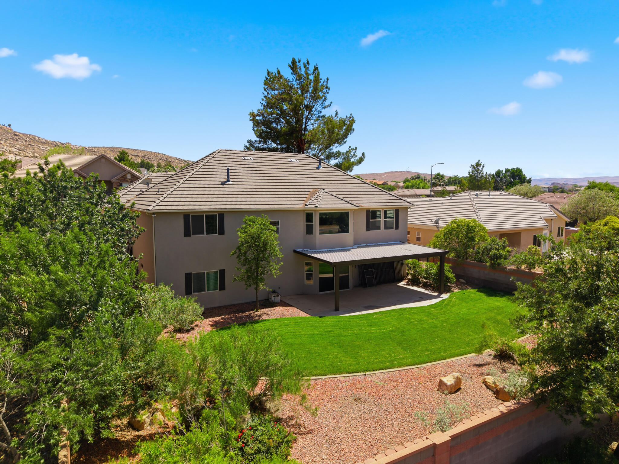 1727 Flagstone Road St. George, UT 84790 - Photo 5 of 46 DJI_20260606151624_0079_D